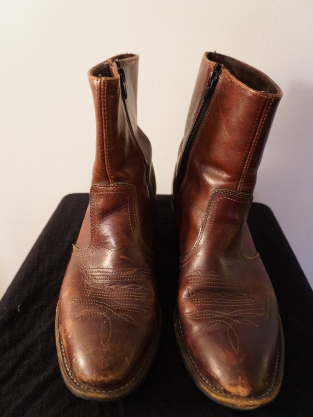 Vintage Frye Oxblood Leather Western Ankle Boots – Size 9.5 B – Made in USA